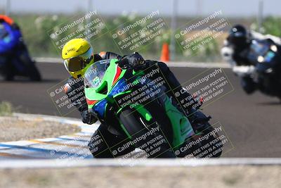 media/Sep-20-2025-TrackDaz (Sat) [[27f0cde673]]/B Group/220pm (Turn 9)/